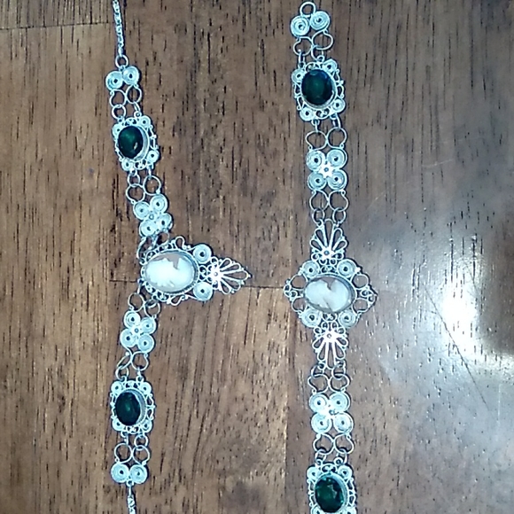 Antique Cameo Necklace and Bracelet - Picture 4 of 11